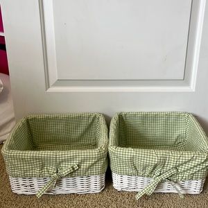 Pottery barn kids Sabrina baskets with liner medium.